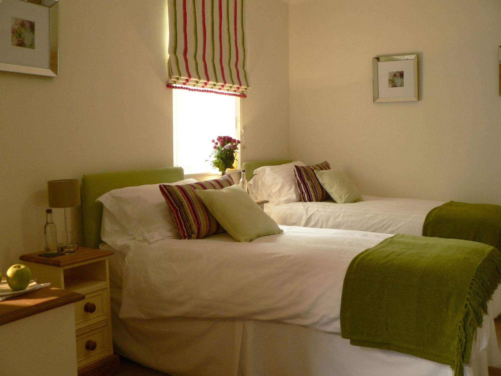 Ashberry Guest House 펜리스 외부 사진