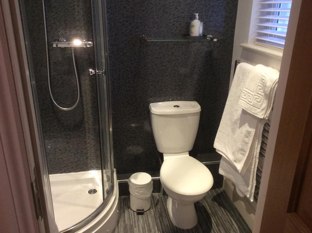 Ashberry Guest House 펜리스 외부 사진